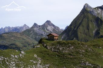 Hiking Braunarlspitze Bregenzerwald