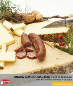 Snack box normal size - cheese and sausage